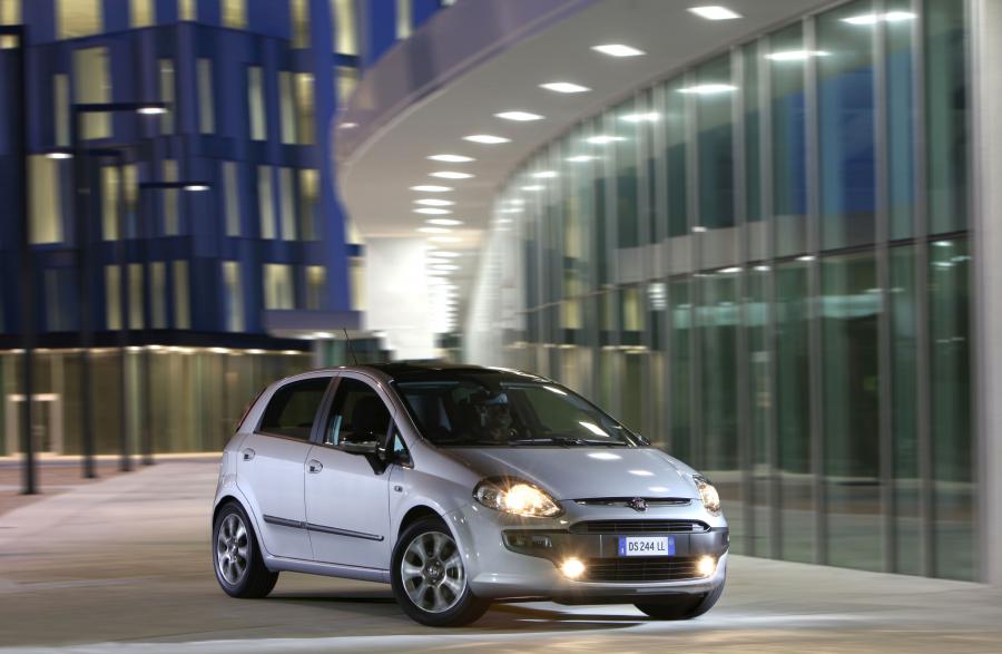  Fiat Punto Evo 2009 года  (фото 14 из 45)